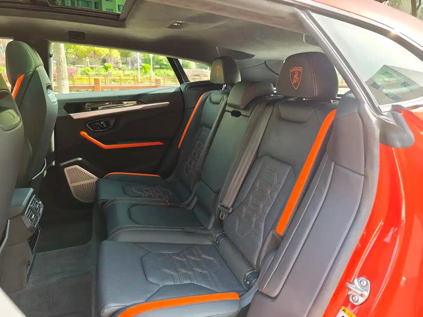 2025 Urus SE 4.0T Standard Edition — миниатюра 16