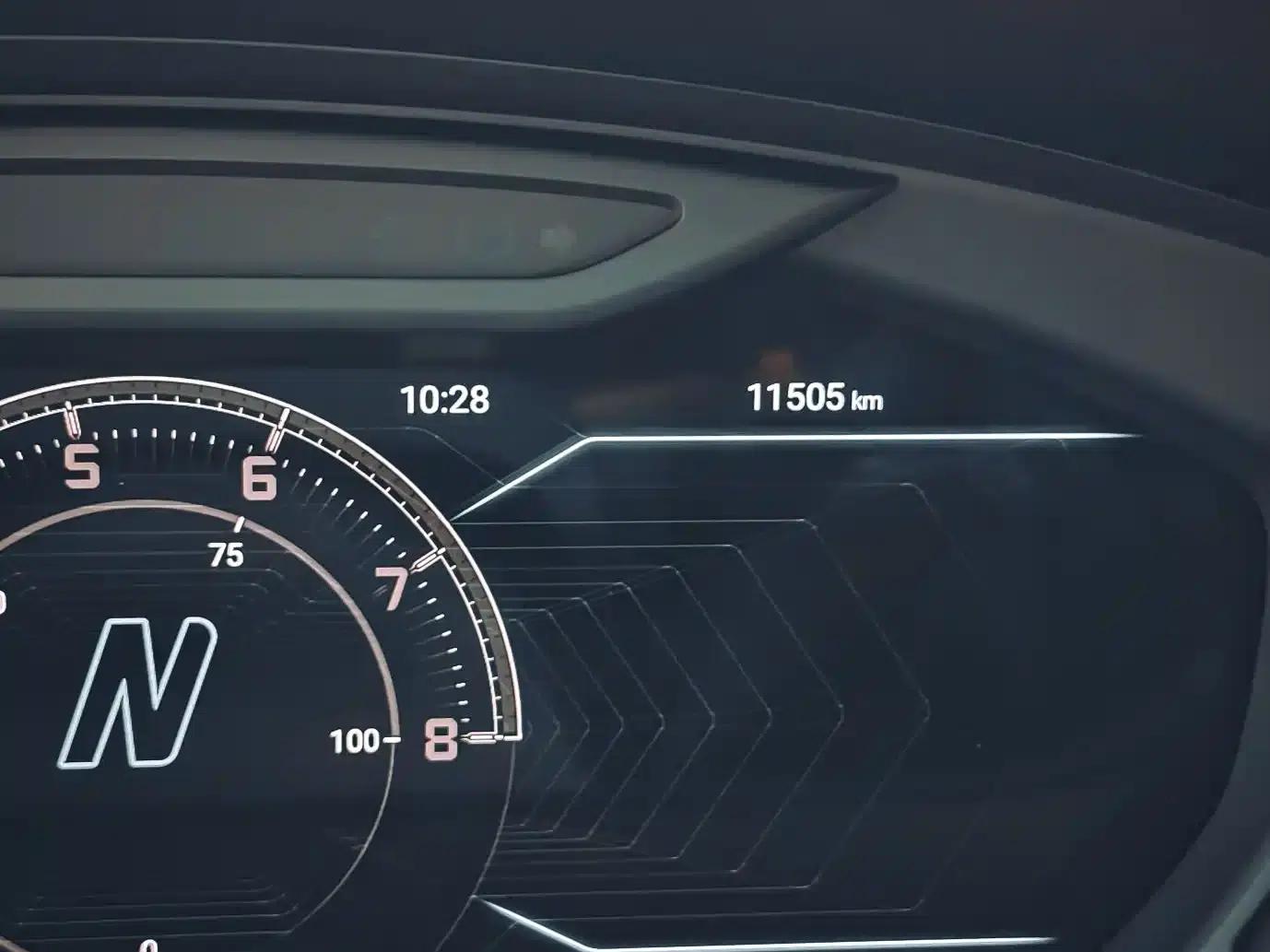 2025 Urus SE 4.0T Standard Edition — миниатюра 19