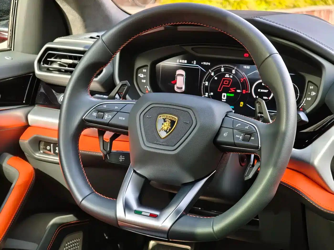 2025 Urus SE 4.0T Standard Edition — миниатюра 21