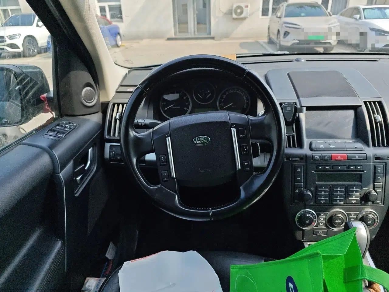 Land Rover Freelander 2 2010 3.2 i6 Automatic HSE Gasoline Version — миниатюра 11