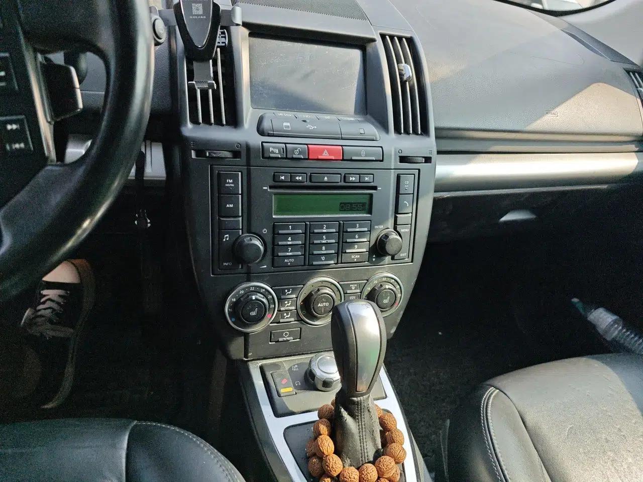 Land Rover Freelander 2 2010 3.2 i6 Automatic HSE Gasoline Version — миниатюра 14