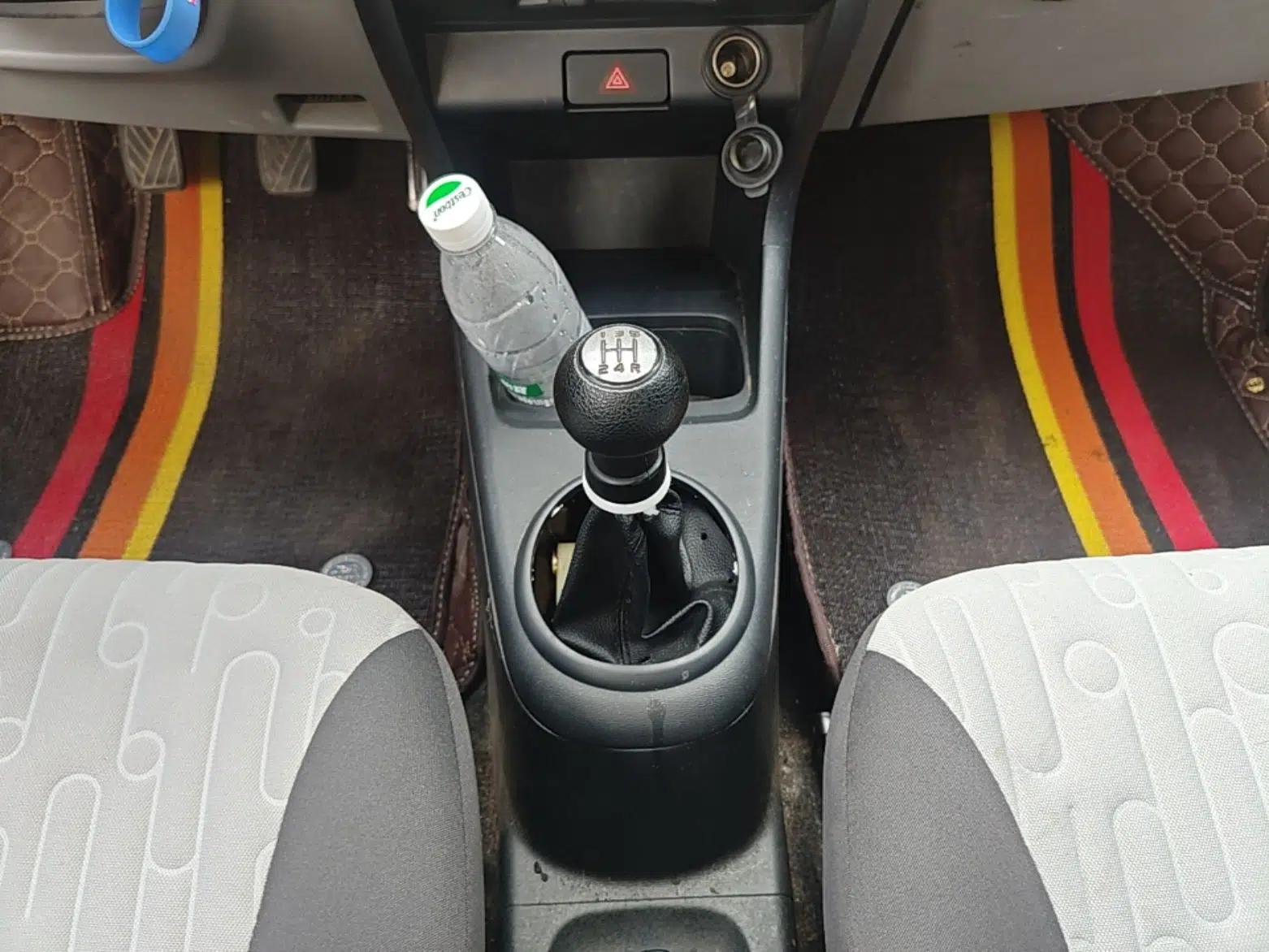Suzuki Alto 2013 1.0L Manual Luxury Model — миниатюра 17