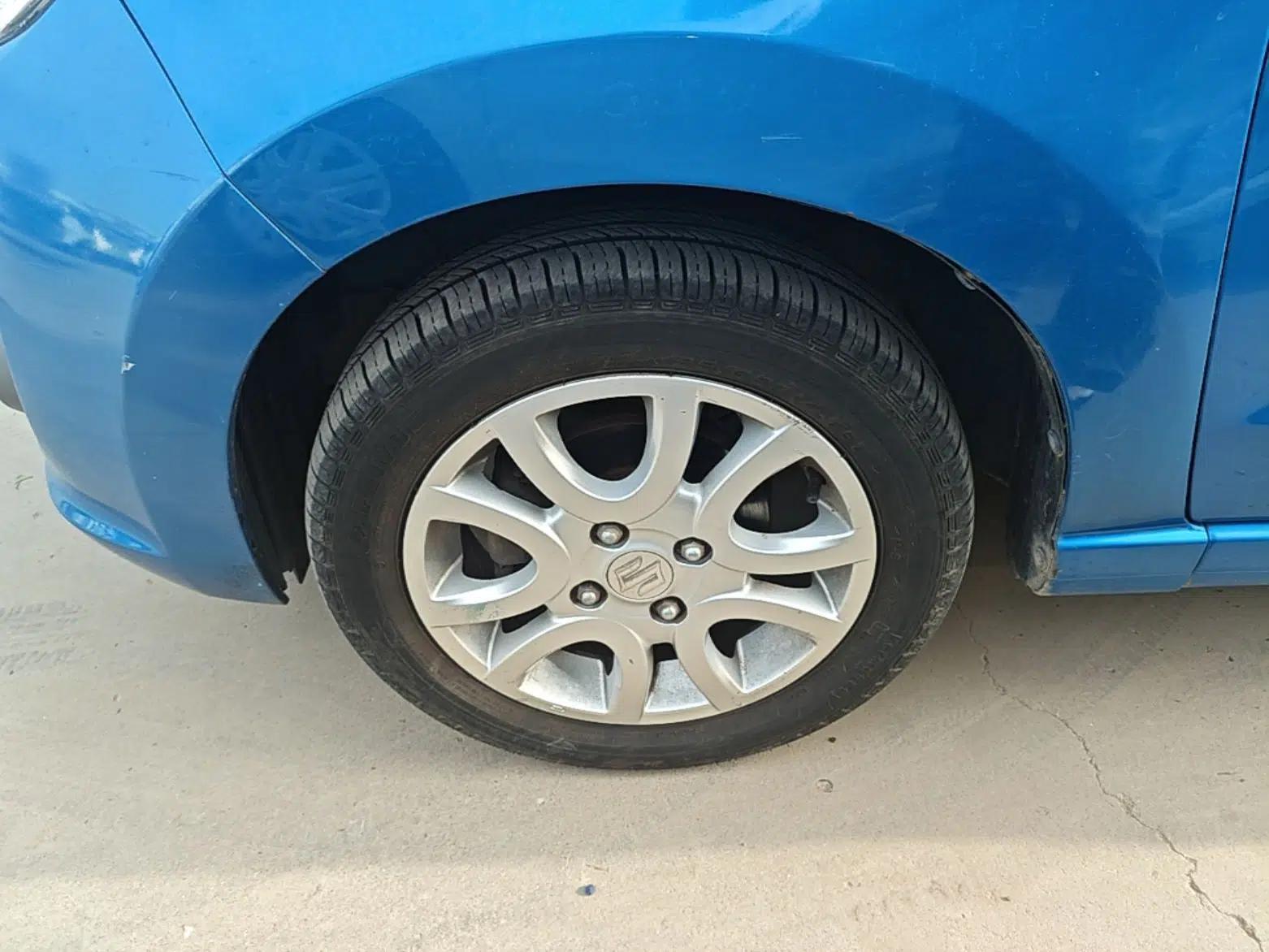 Suzuki Alto 2013 1.0L Manual Luxury Model — миниатюра 8