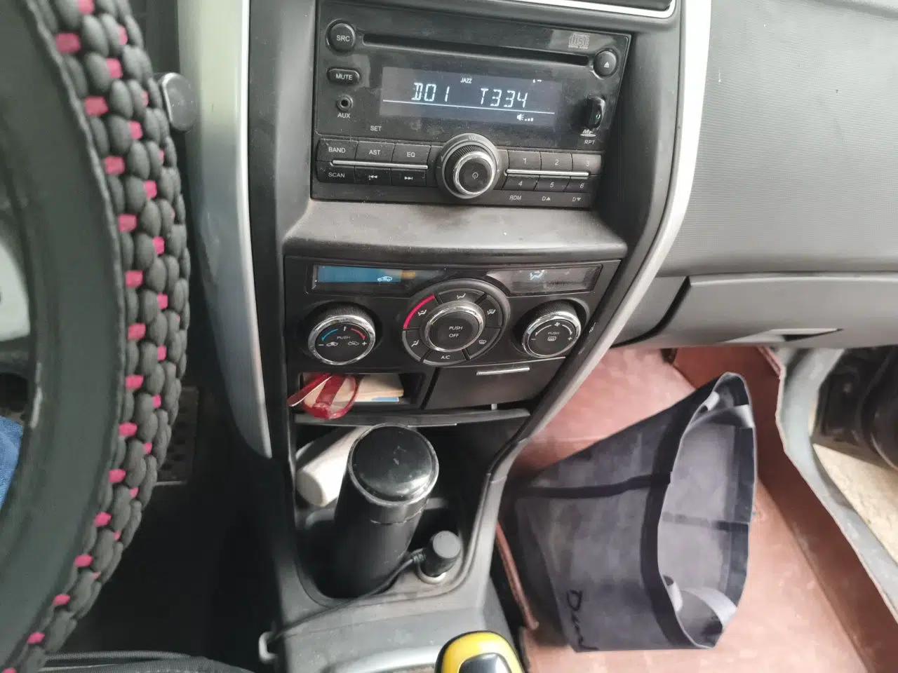 Suzuki Liana A6 2014 Hatchback 1.4L Manual Enjoyment Model — миниатюра 14