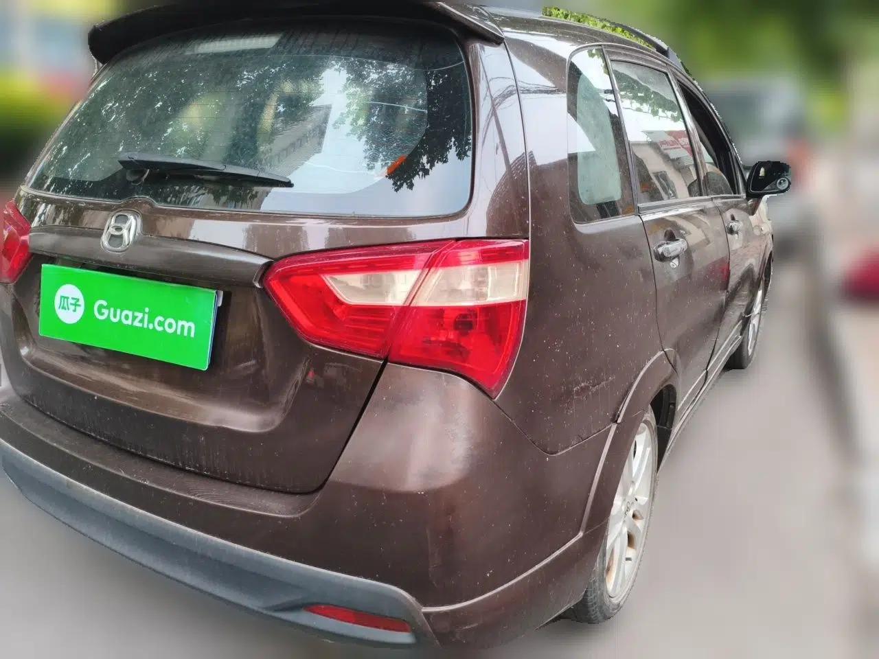Suzuki Liana A6 2014 Hatchback 1.4L Manual Enjoyment Model — миниатюра 6