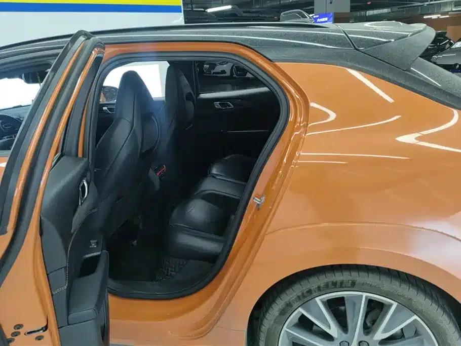 Lynk & Co 02 Hatchback 2021 2.0TD Halo — миниатюра 11