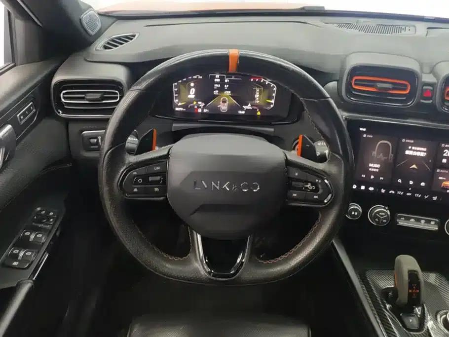 Lynk & Co 02 Hatchback 2021 2.0TD Halo — миниатюра 15