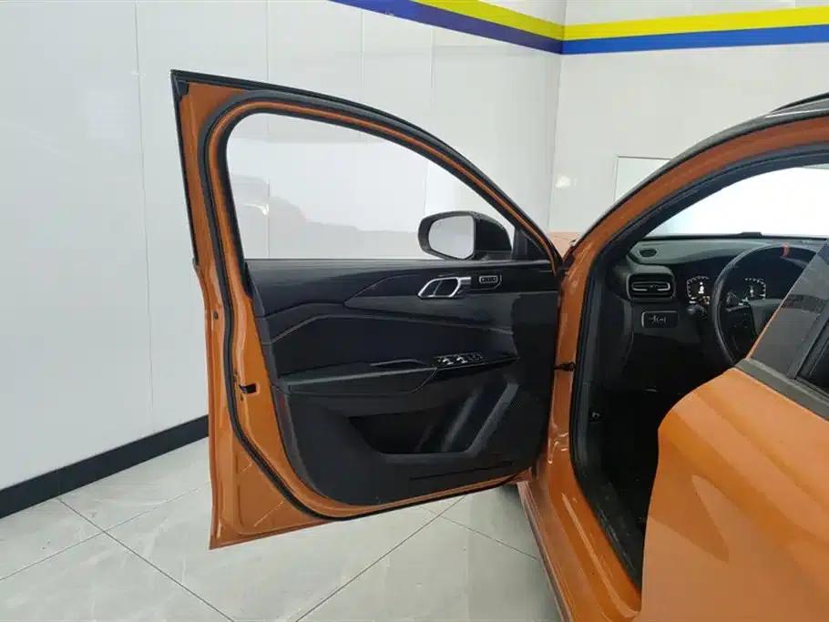 Lynk & Co 02 Hatchback 2021 2.0TD Halo — миниатюра 7