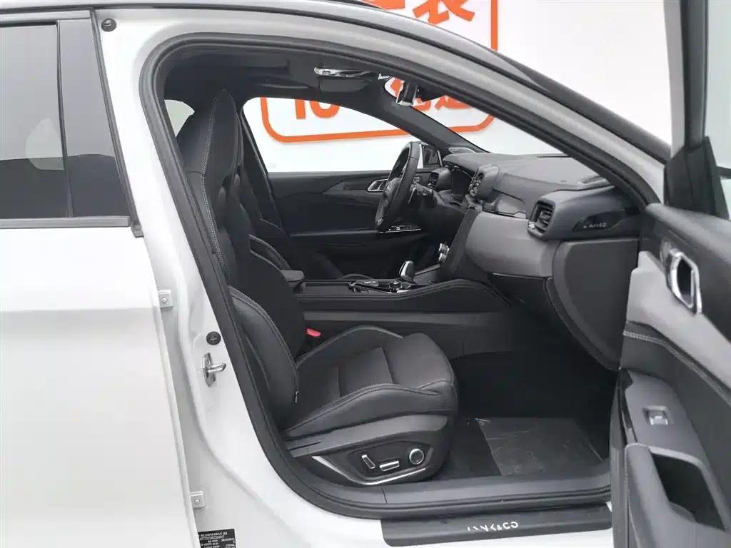 Lynk & Co 02 Hatchback 2022 2.0TD Pro — миниатюра 23