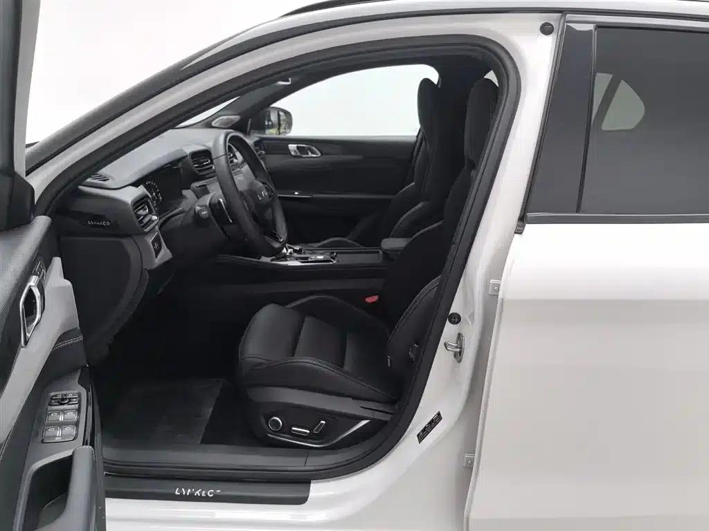Lynk & Co 02 Hatchback 2022 2.0TD Pro — миниатюра 10