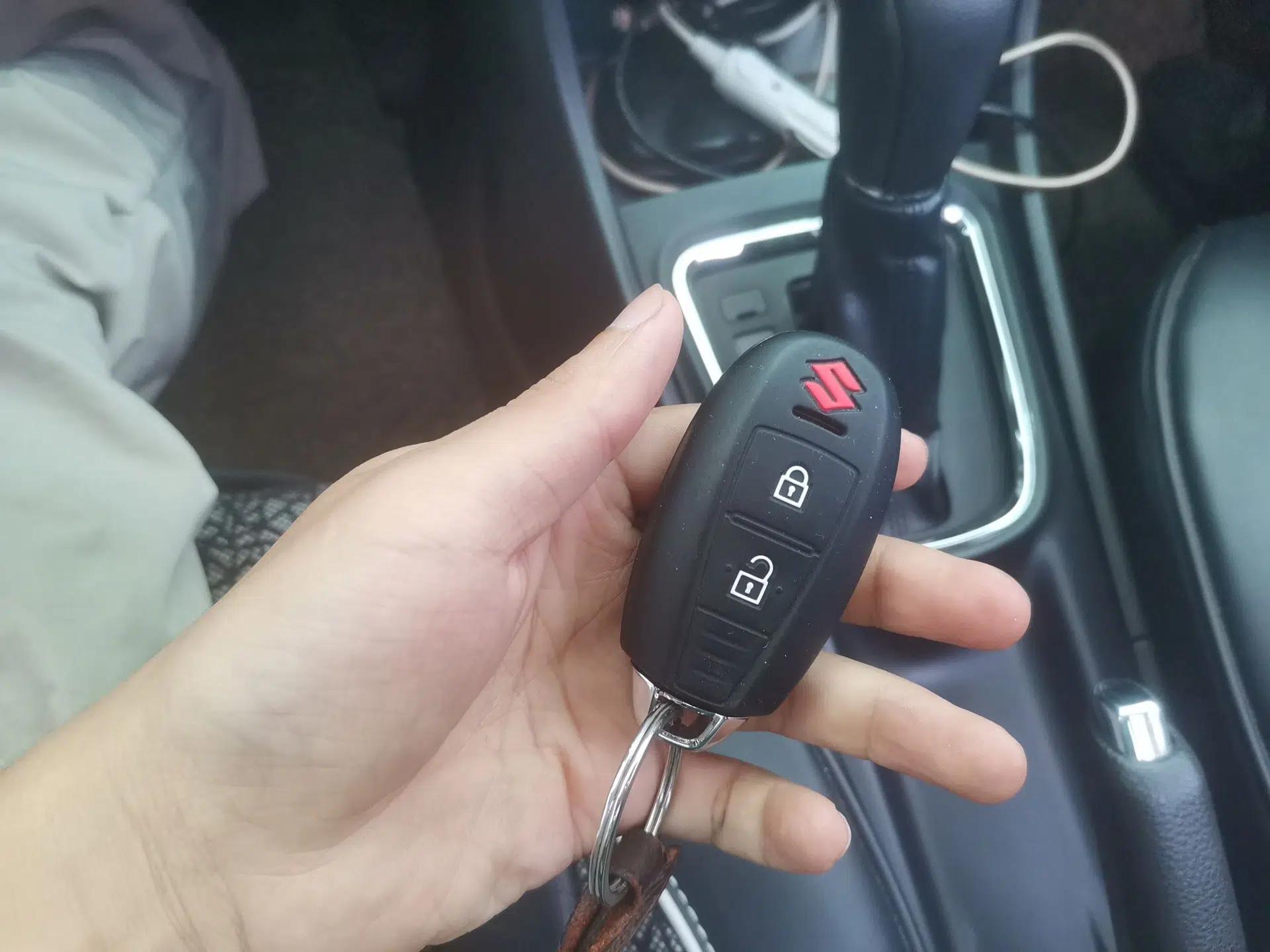 Suzuki Alivio 2015 1.6L Automatic Luxury Model — миниатюра 9