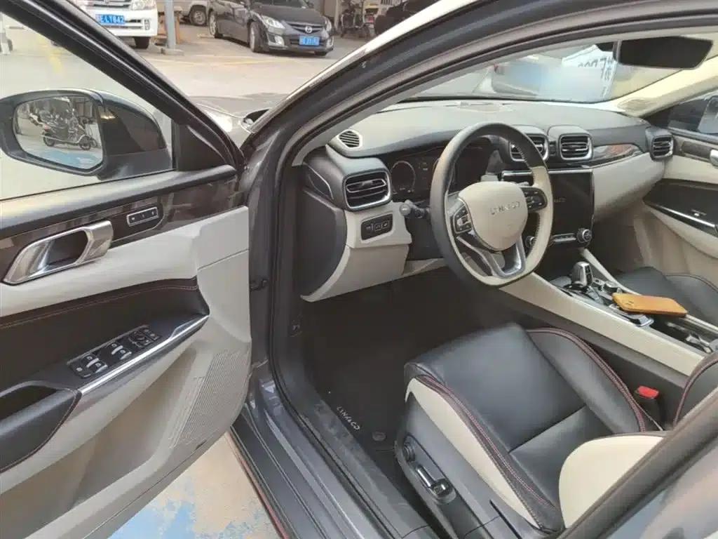 Lynk & Co 02 PHEV 2019 1.5T Pro — миниатюра 16