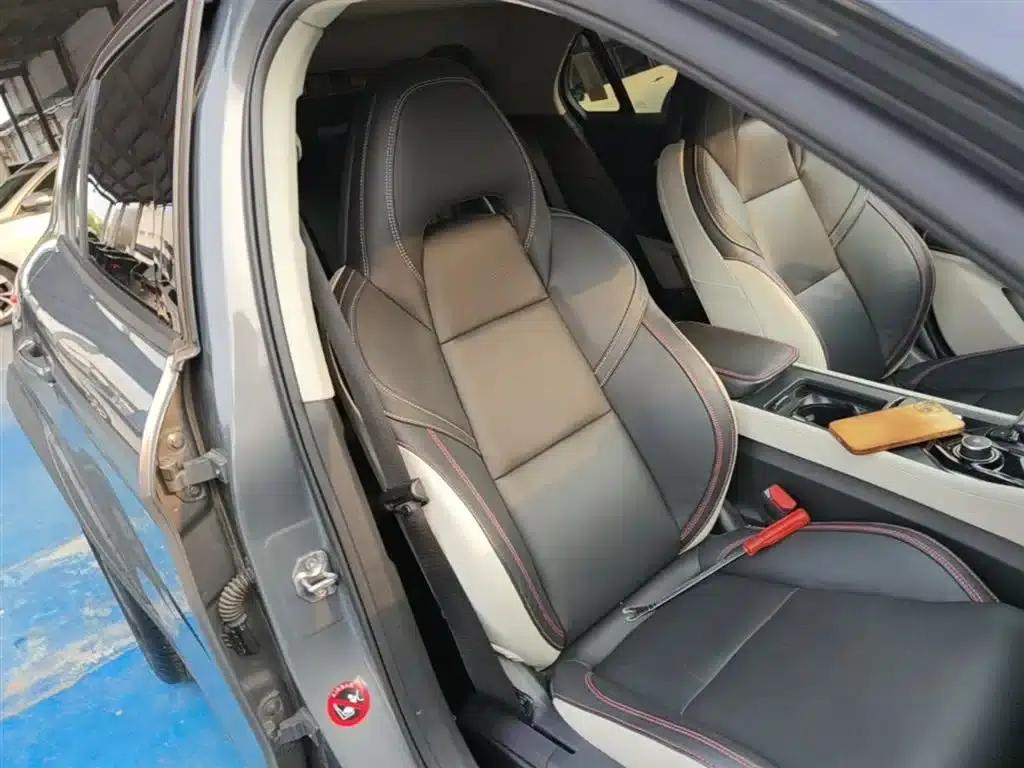 Lynk & Co 02 PHEV 2019 1.5T Pro — миниатюра 25