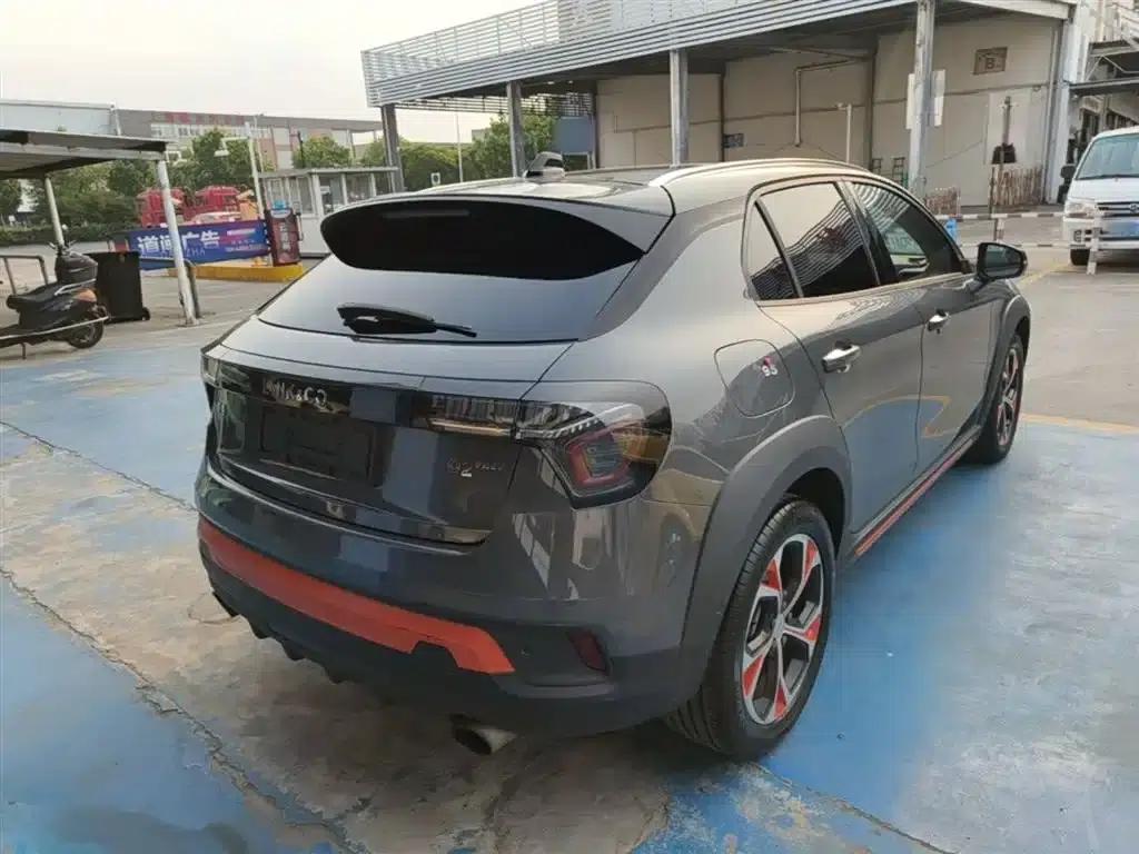 Lynk & Co 02 PHEV 2019 1.5T Pro — миниатюра 7