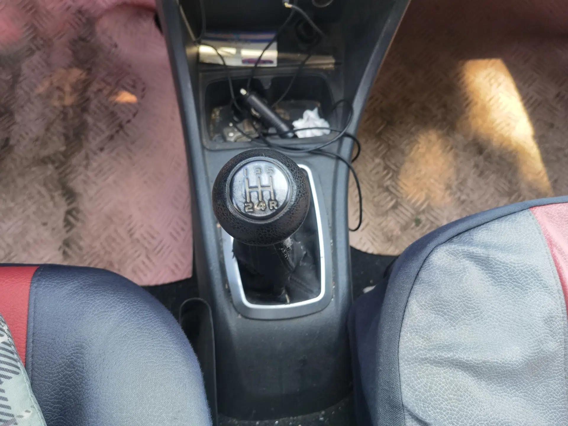 Suzuki Lingyang 2012 1.3L Comfort Version — миниатюра 15