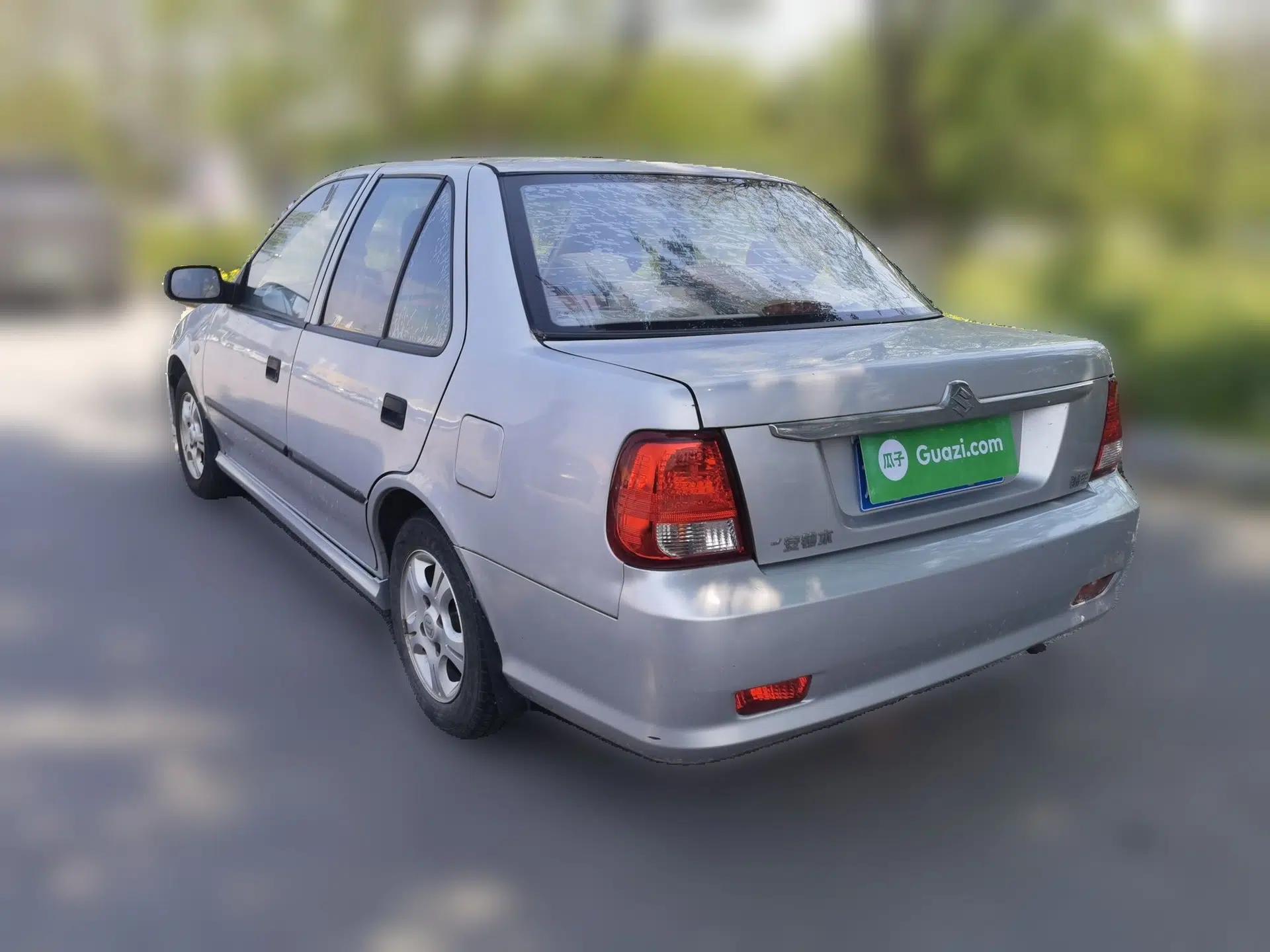 Suzuki Lingyang 2012 1.3L Comfort Version — миниатюра 4