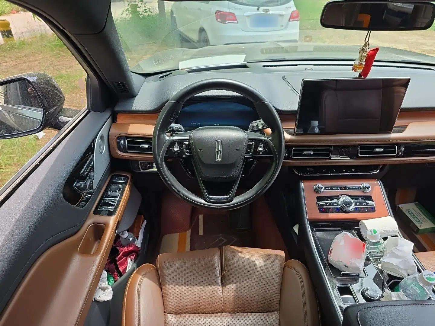 Lincoln Aviator 2020 3.0T V6 All-Wheel Drive Executive Version — миниатюра 11