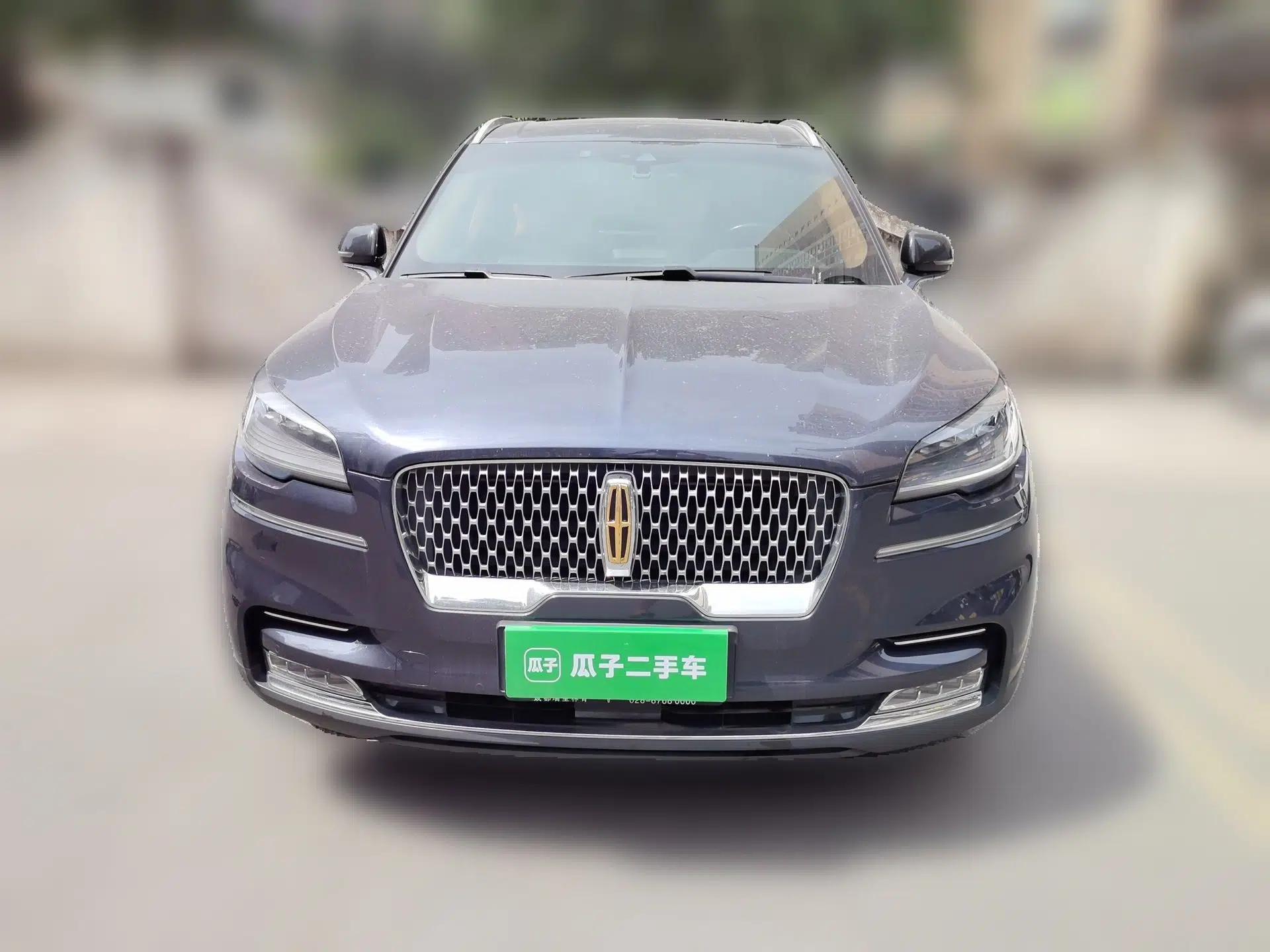 Lincoln Aviator 2020 3.0T V6 Four-Wheel Drive Premium Edition — миниатюра 2