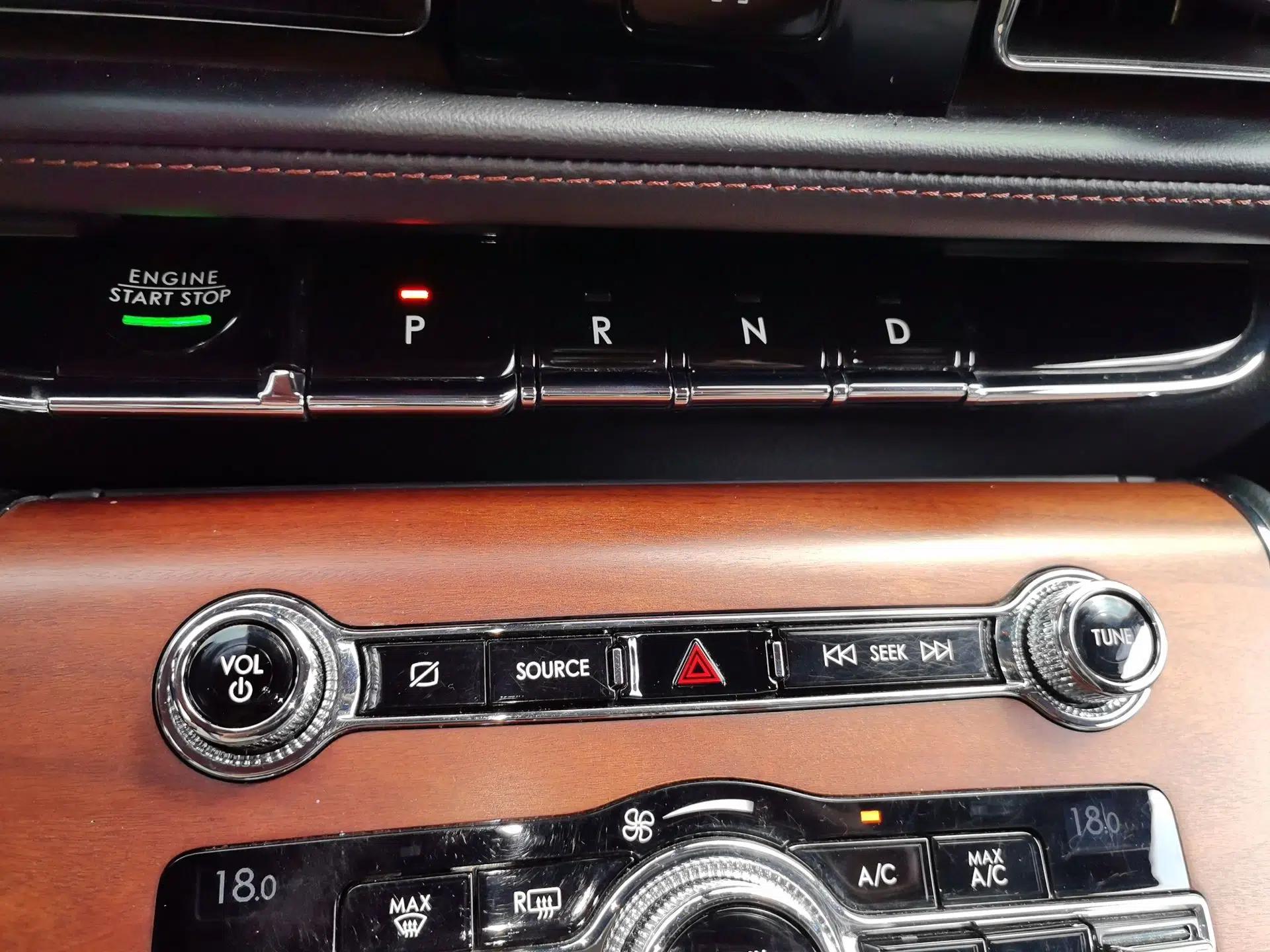 Lincoln Aviator 2020 3.0T V6 Four-Wheel Drive Premium Edition — миниатюра 15