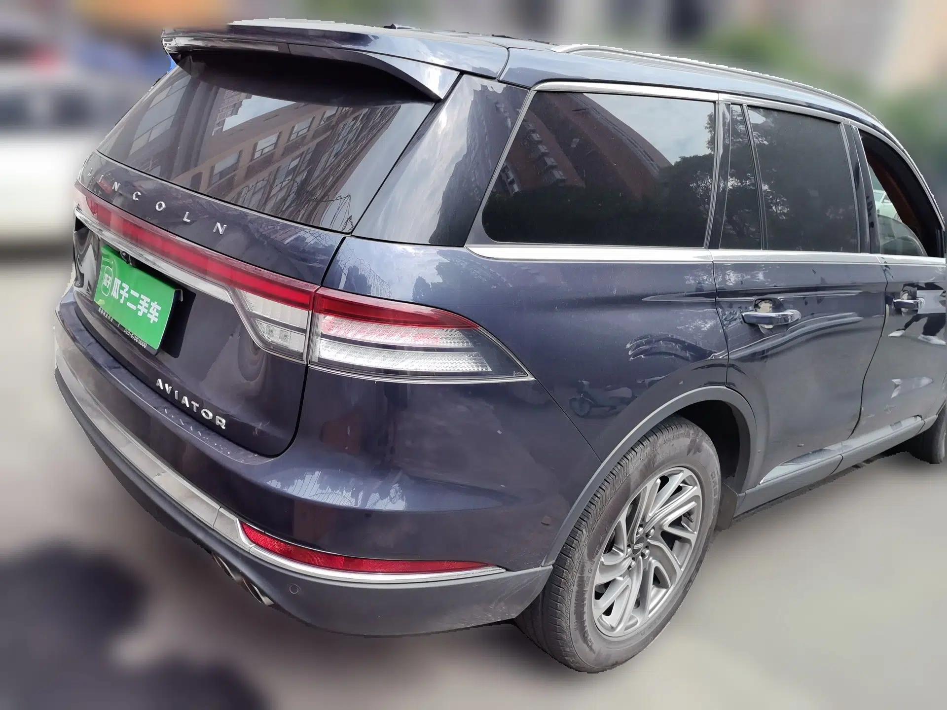 Lincoln Aviator 2020 3.0T V6 Four-Wheel Drive Premium Edition — миниатюра 6
