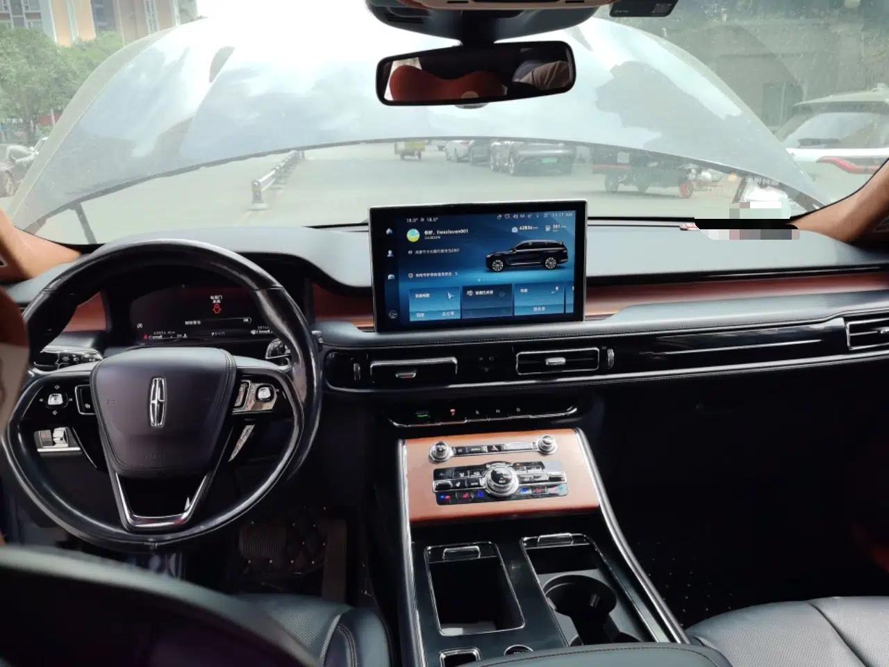 Lincoln Aviator 2020 3.0T V6 Four-Wheel Drive Premium Edition — миниатюра 10
