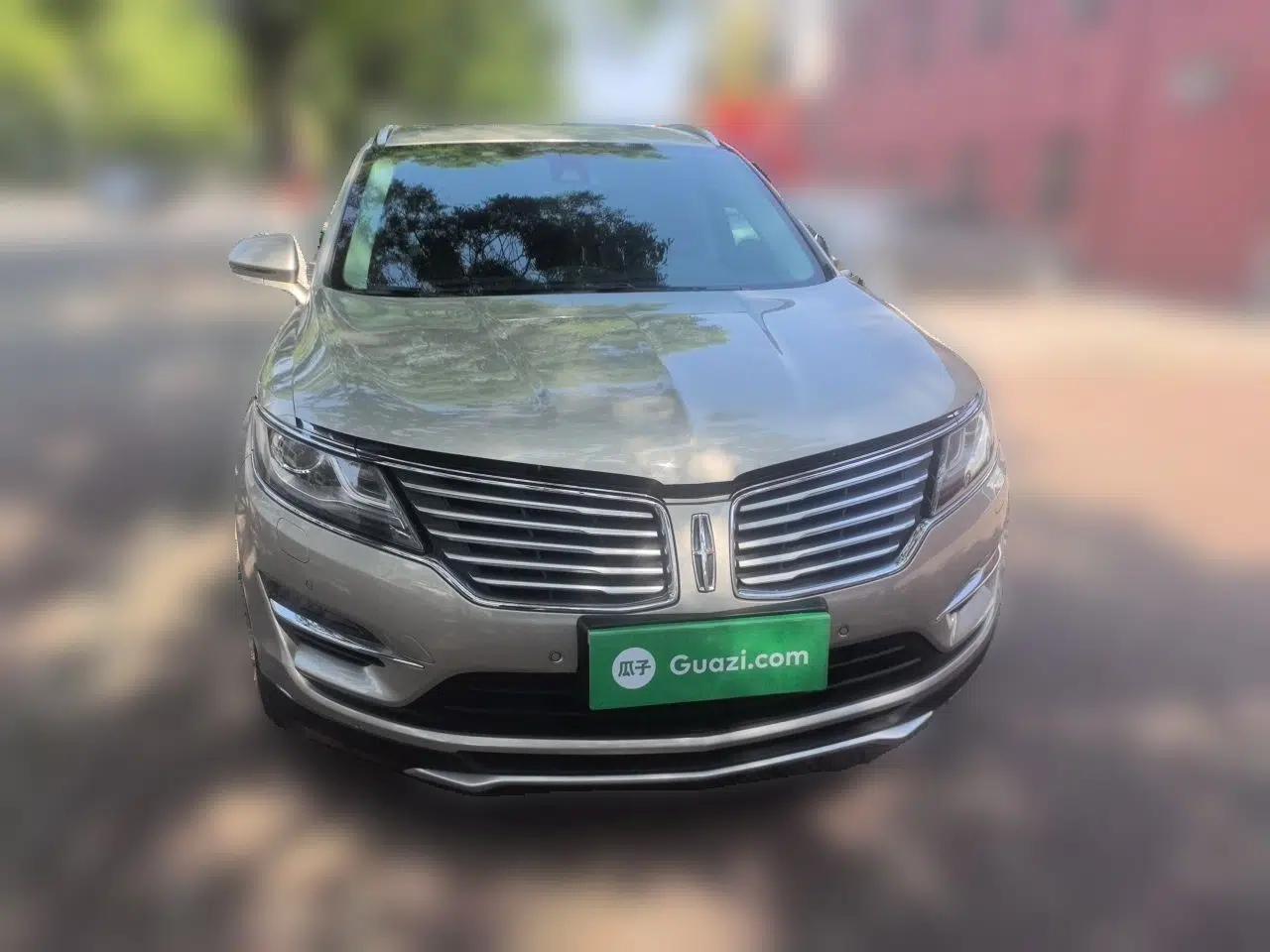 Lincoln MKC 2014 2.0T Four-Wheel Drive Prestige Edition — миниатюра 2