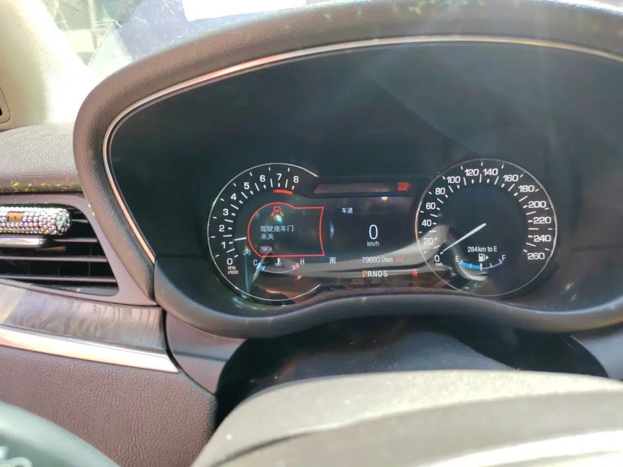 Lincoln MKC 2017 2.0T Four-Wheel Drive Zunya Edition — миниатюра 12