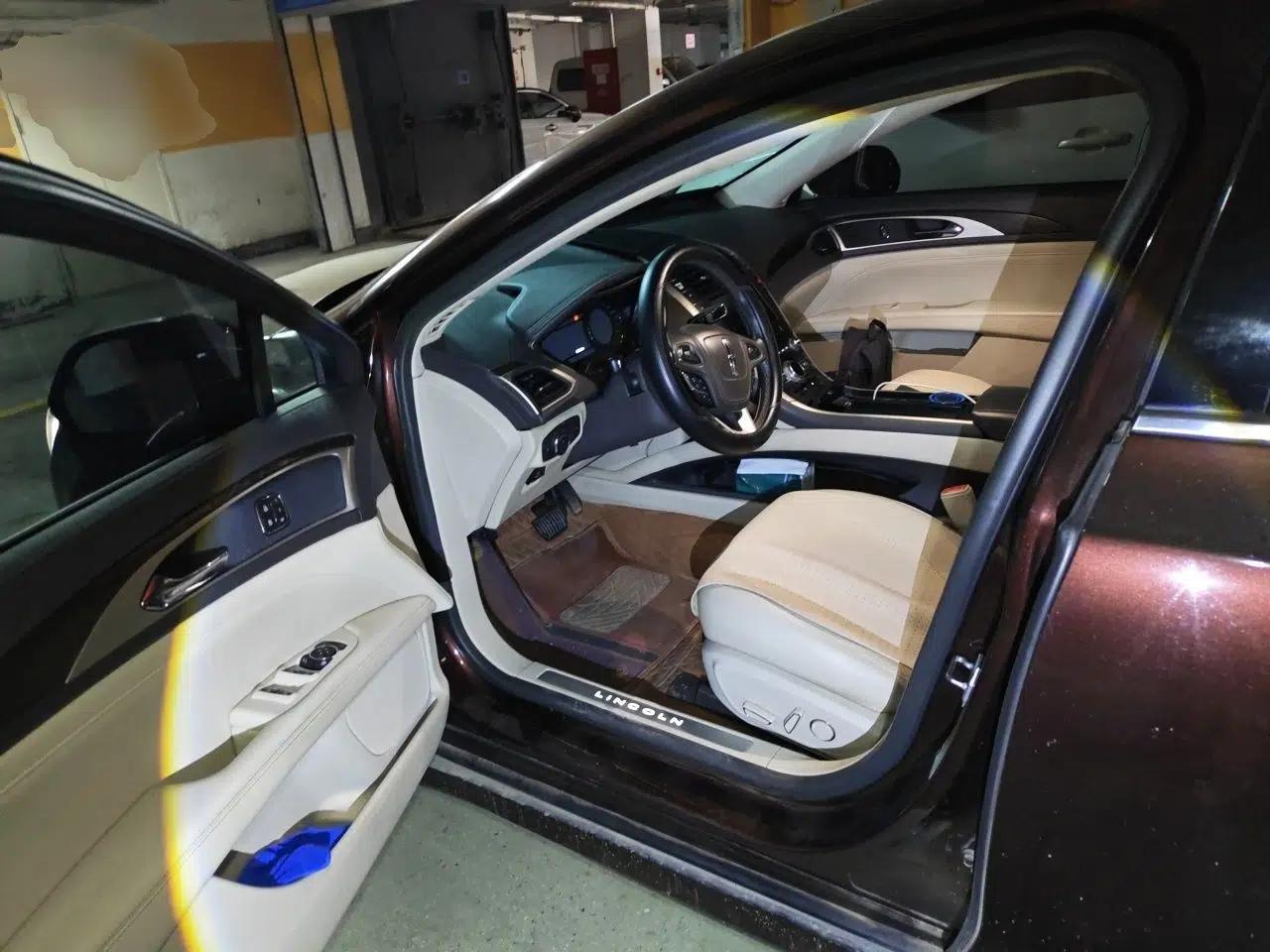 Lincoln MKZ 2019 2.0T Luxury Edition China VI — миниатюра 17