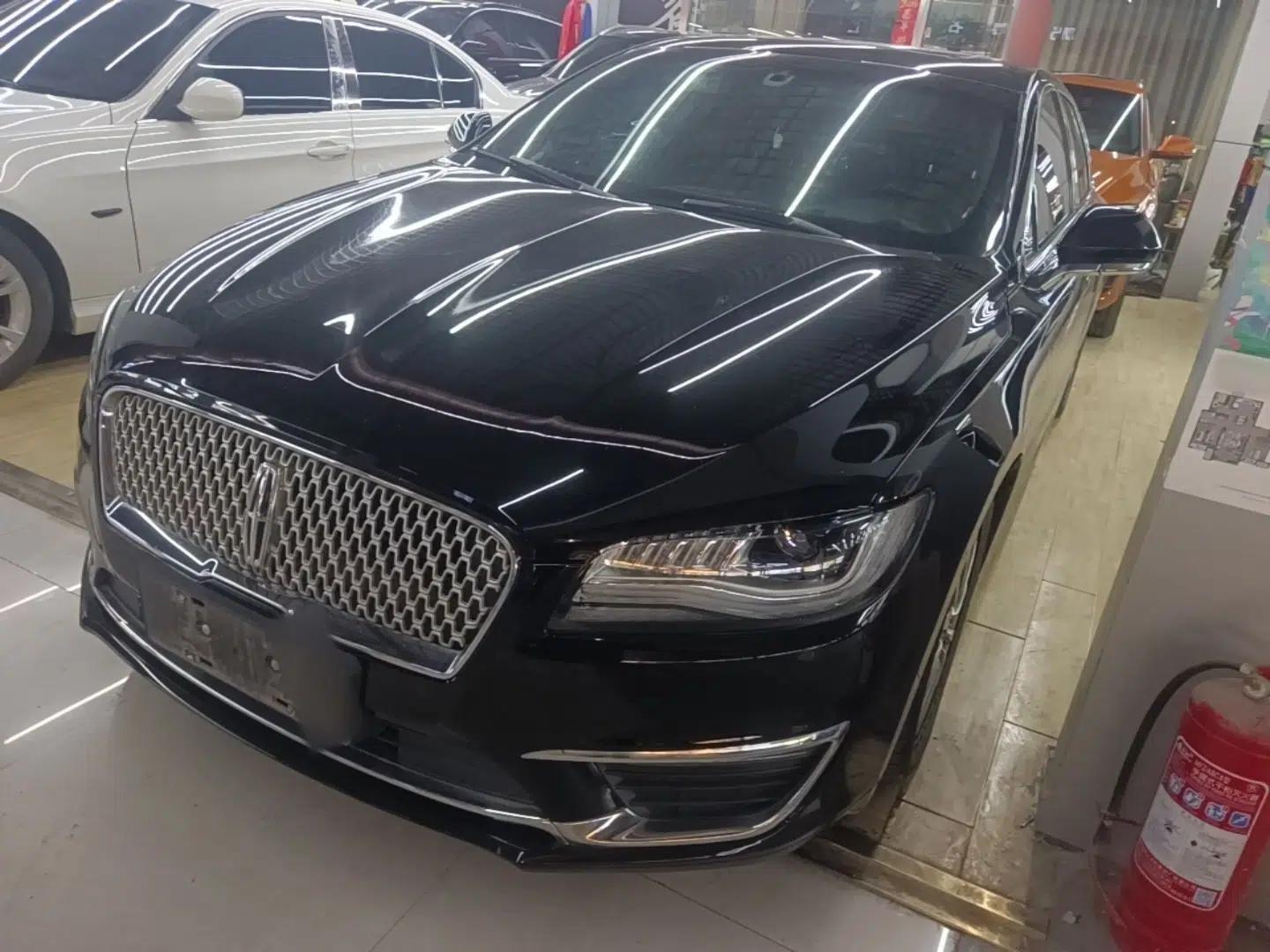 Lincoln MKZ 2018 2.0T Premium Edition — миниатюра 1