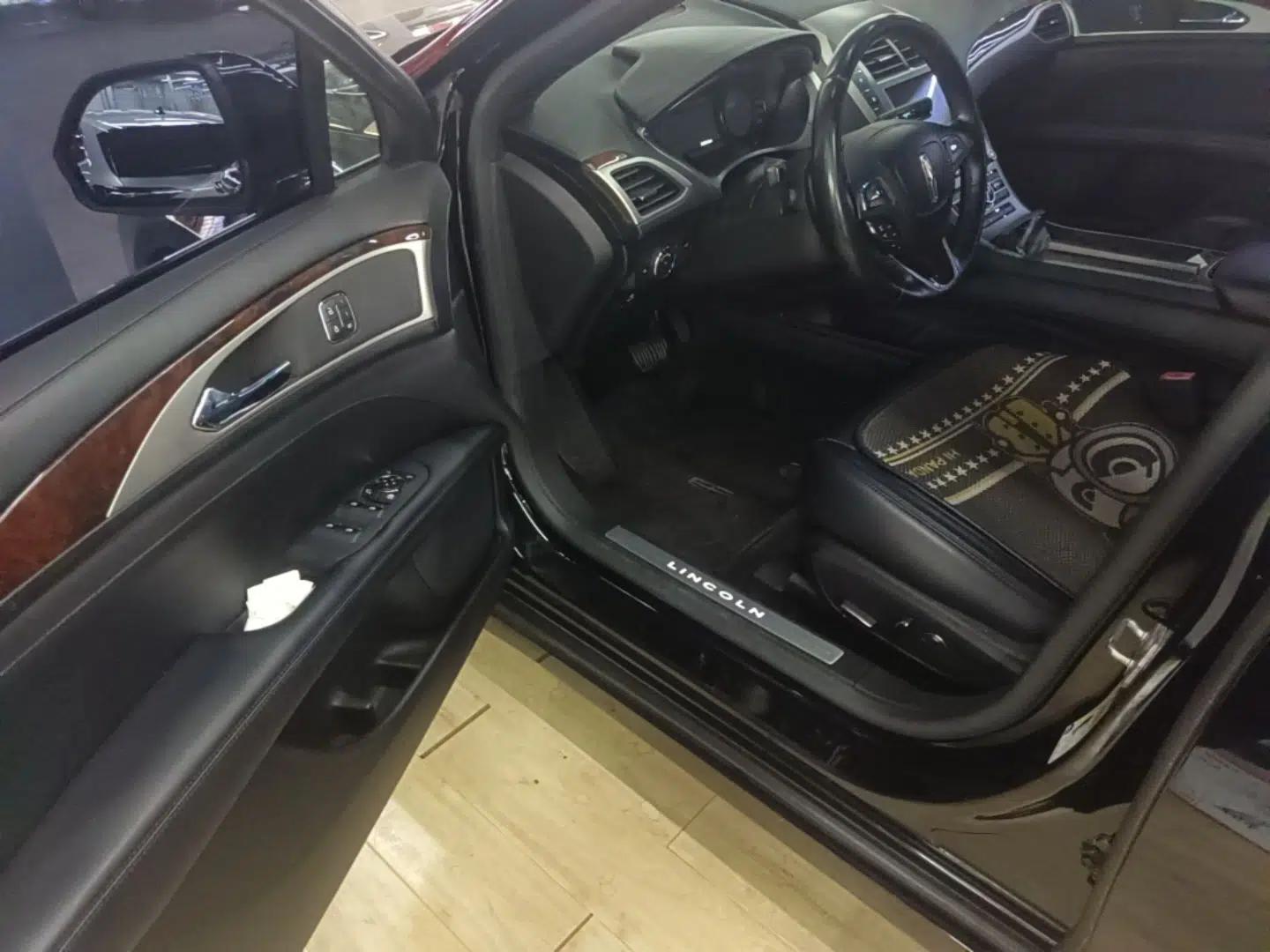Lincoln MKZ 2018 2.0T Premium Edition — миниатюра 18