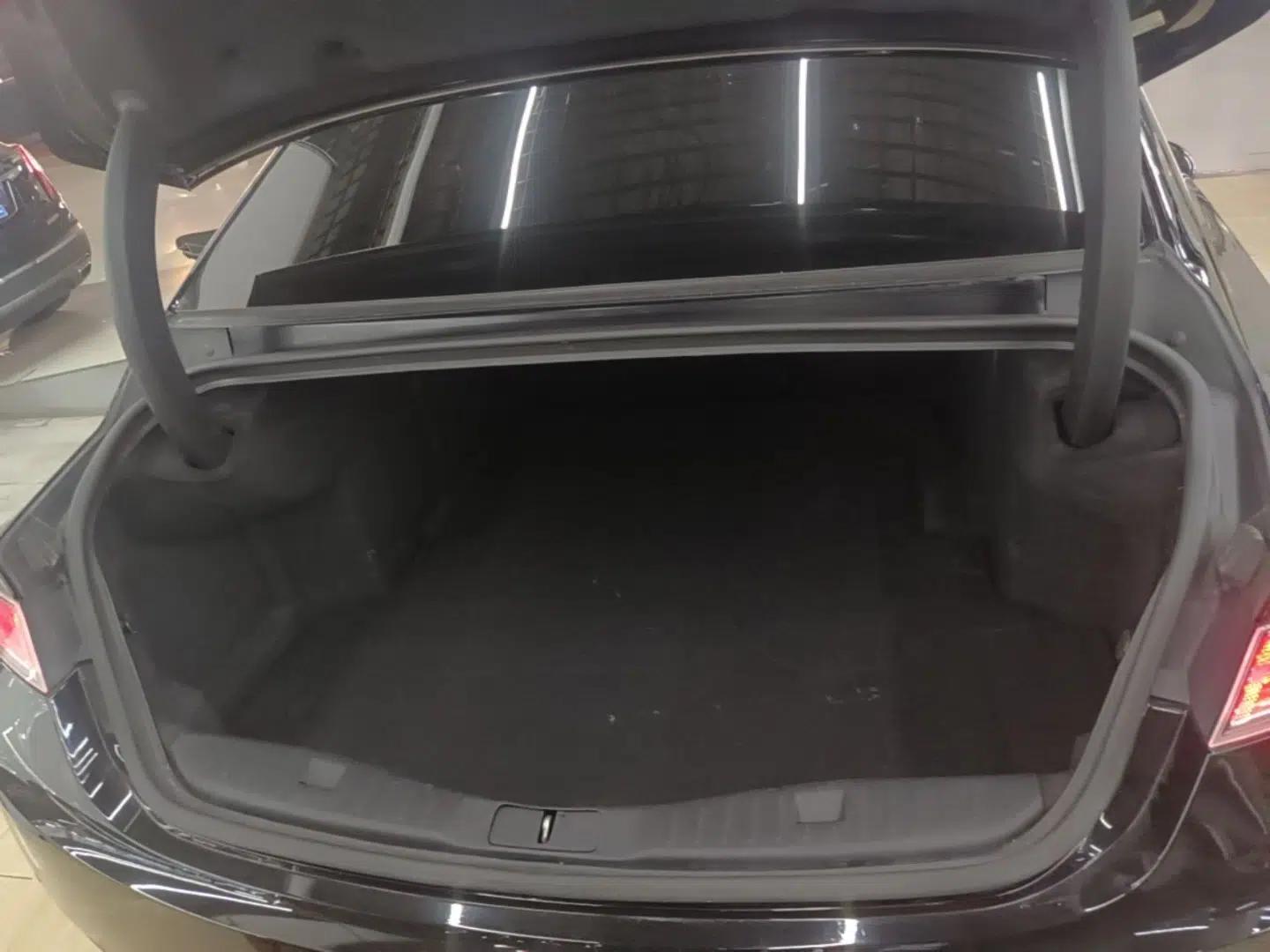 Lincoln MKZ 2018 2.0T Premium Edition — миниатюра 21