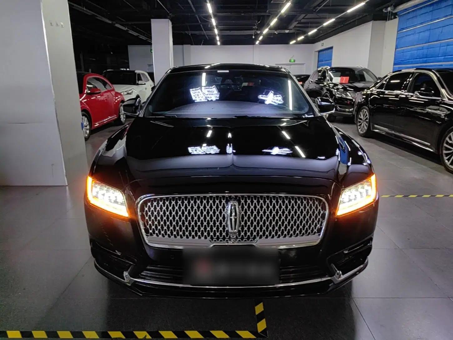 Lincoln Continental 2017 2.0T Two-Wheel Drive Prestige Edition — миниатюра 2