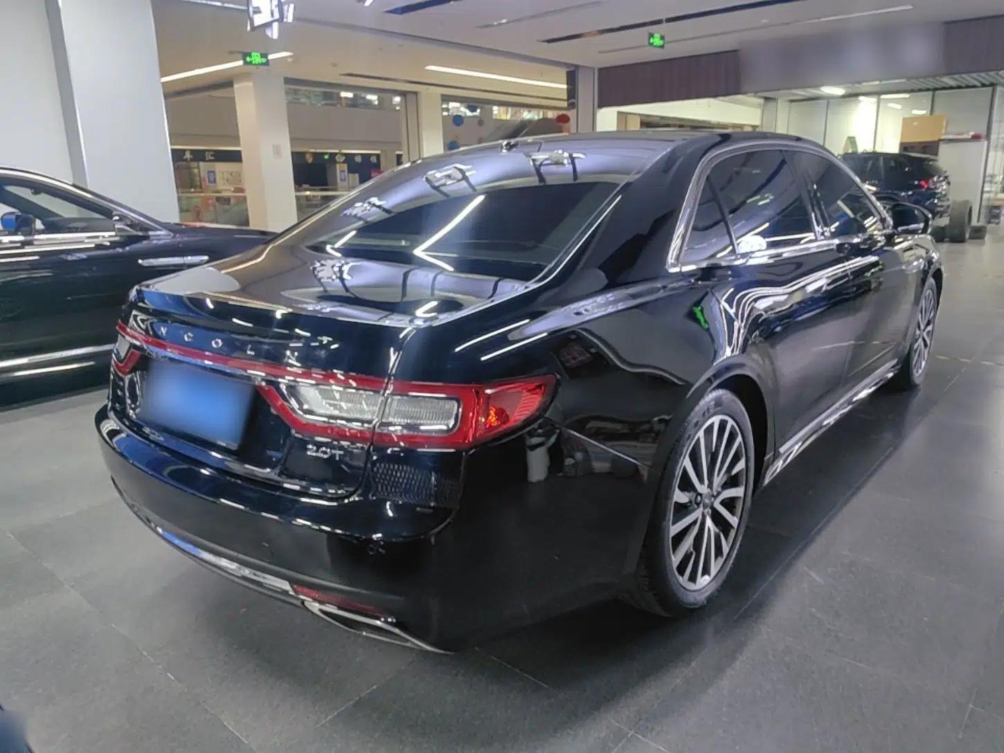 Lincoln Continental 2017 2.0T Two-Wheel Drive Prestige Edition — миниатюра 4