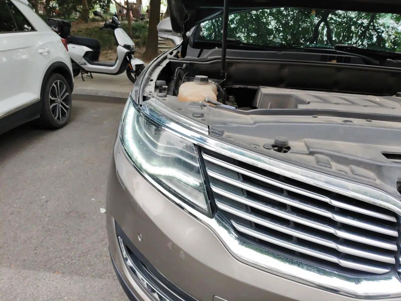 Lincoln MKX 2015 2.7T Four-Wheel Drive Prestige Edition — миниатюра 7