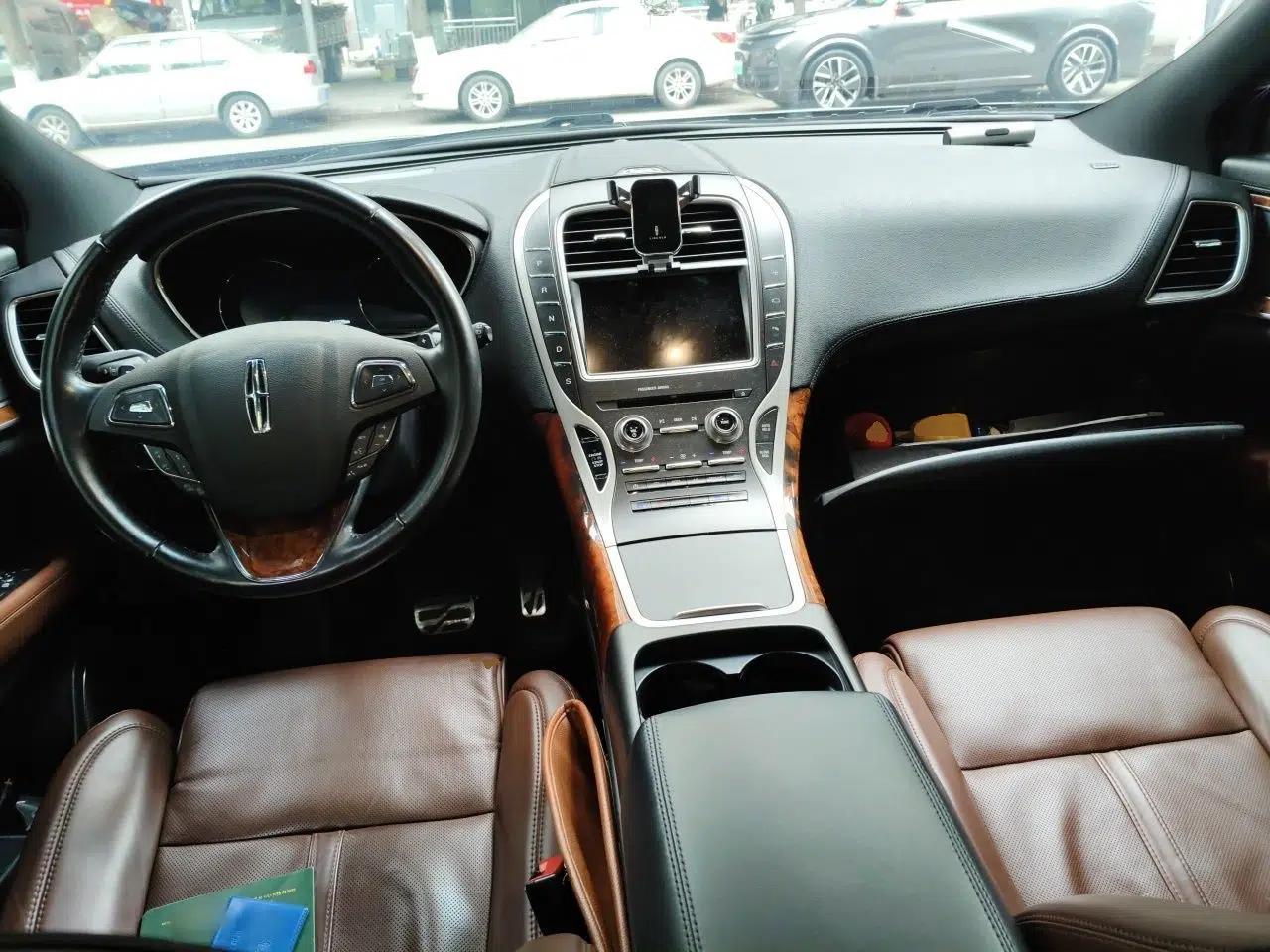 Lincoln MKX 2015 2.7T Four-Wheel Drive Prestige Edition — миниатюра 10
