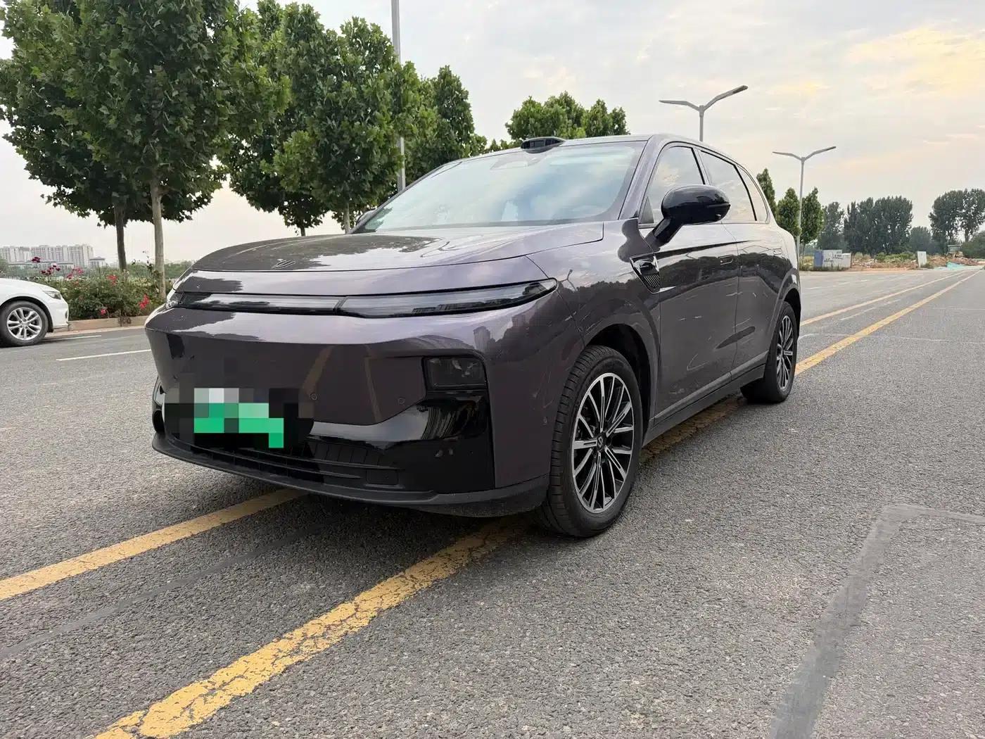 Leapmotor B01 2025 Model 650 LiDAR Edition — миниатюра 1