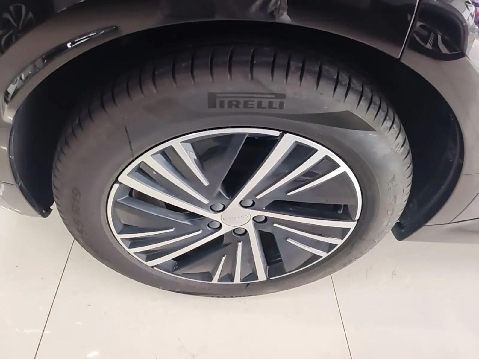 Lynk & Co 08 EM-P 2023 120km Long-Range Halo — миниатюра 10