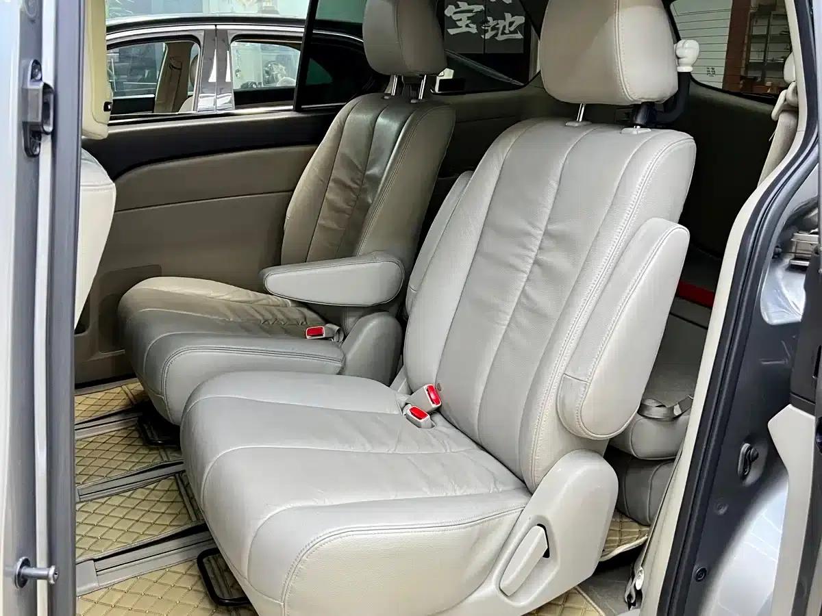 Mazda 8 2013 2.5L Supreme Edition — миниатюра 9