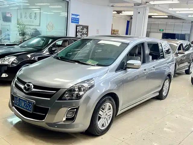 Mazda 8 2013 2.5L Supreme Edition
