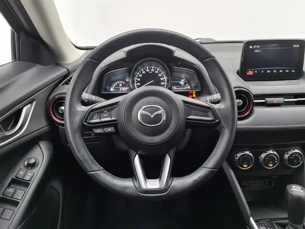 Mazda CX-3 2018 2.0L Automatic Luxury — миниатюра 11