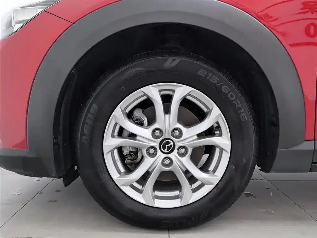 Mazda CX-3 2018 2.0L Automatic Luxury — миниатюра 17