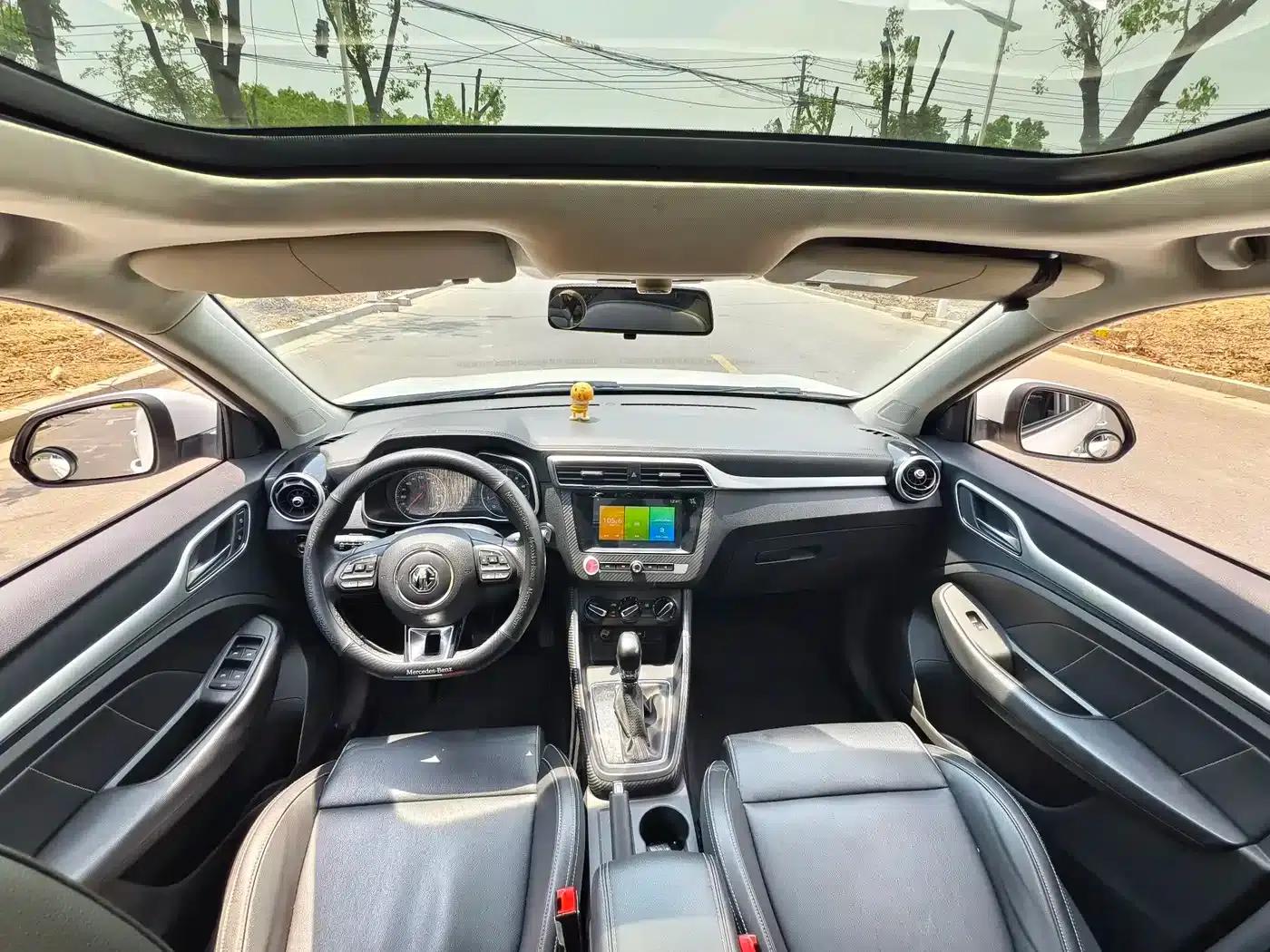 2015 Toyota GT 1.5T Automatic Luxury Edition — миниатюра 9