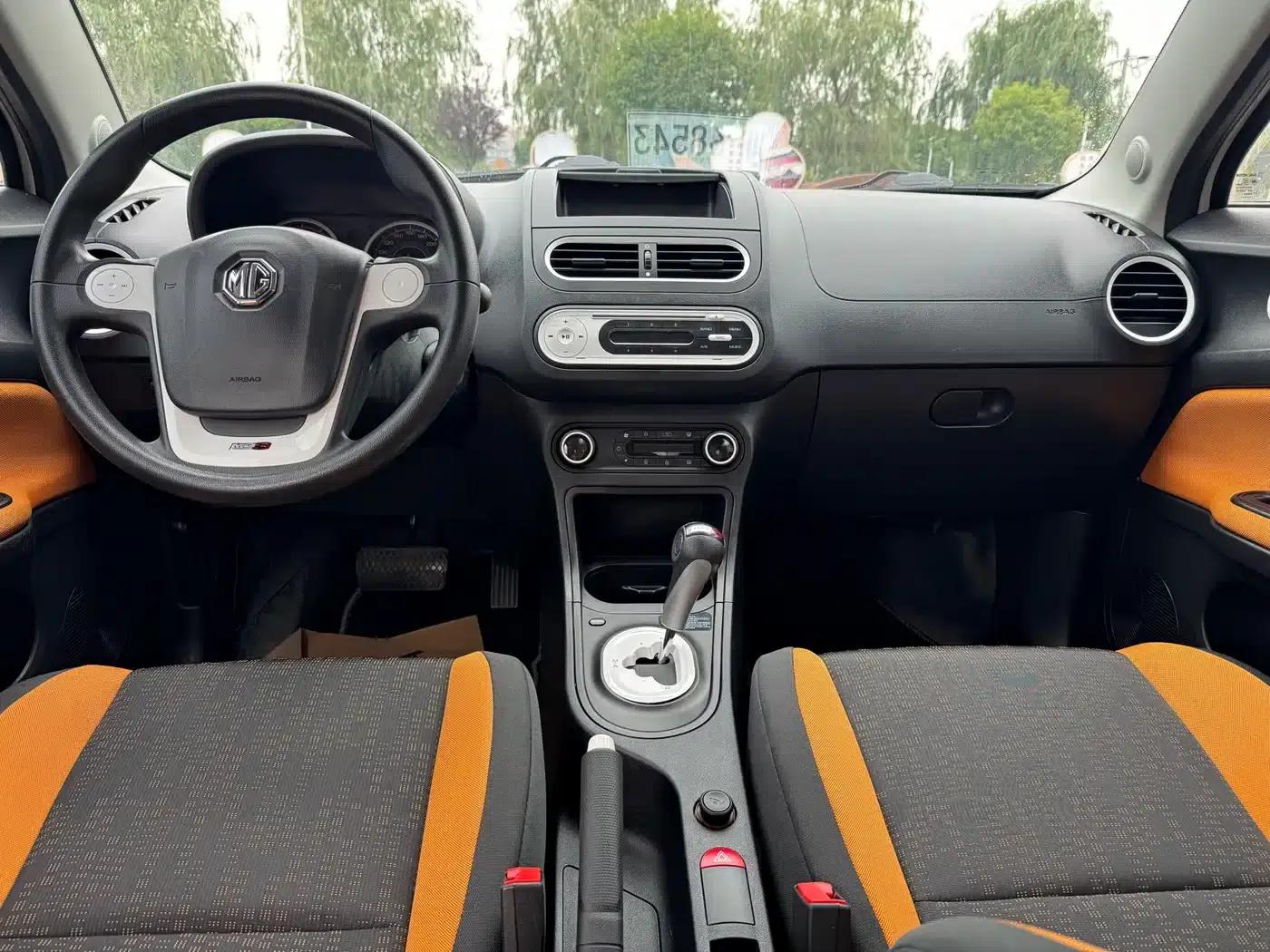 MG3SW 2015 1.5L AMT Elite — миниатюра 18
