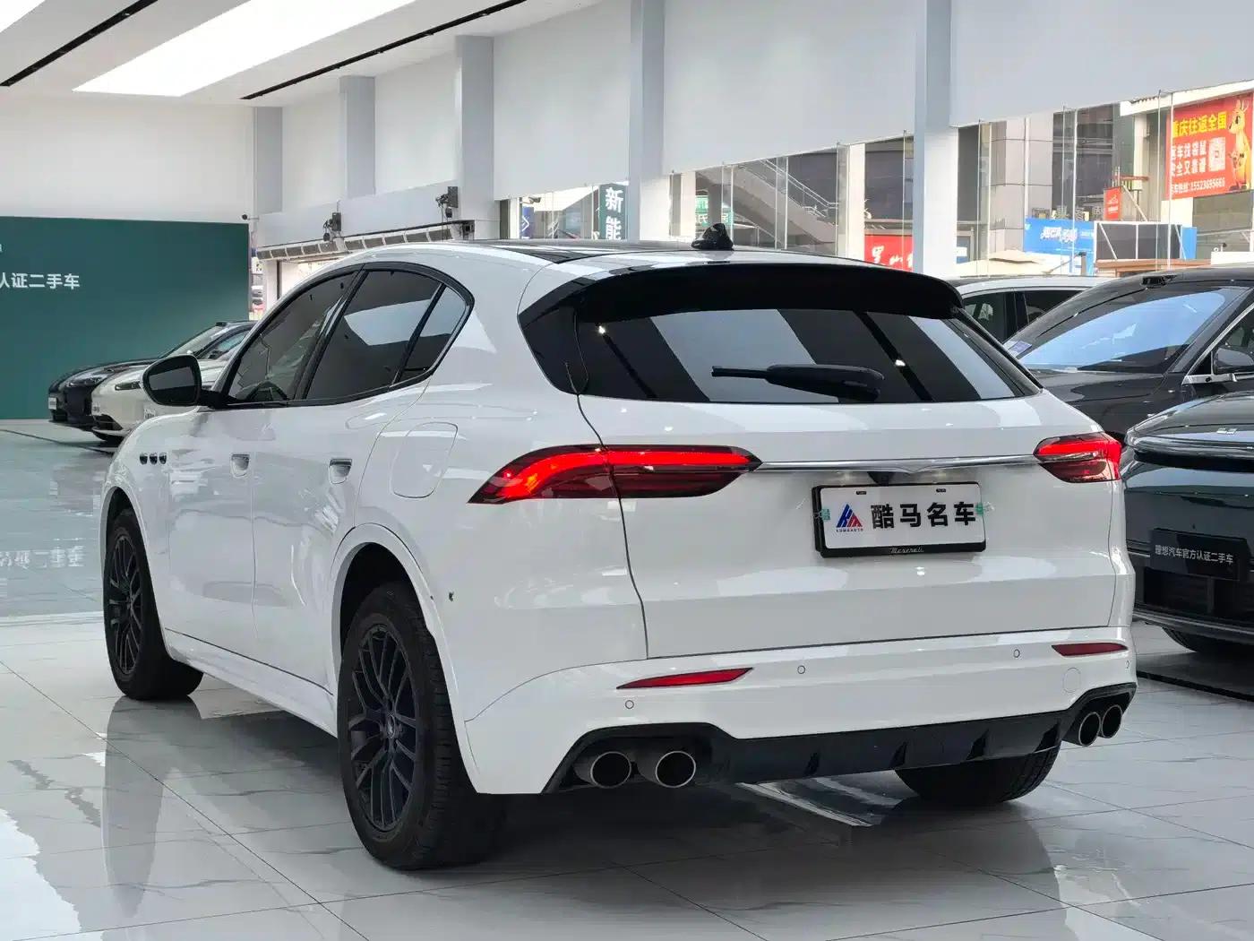 2023 Grecale 2.0T GT — миниатюра 17
