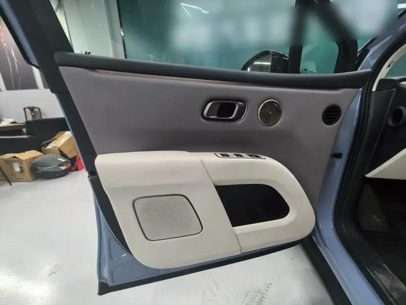 Li Auto i8 2025 Model Standard Version — миниатюра 16