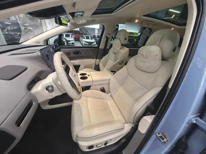 Li Auto i8 2025 Model Standard Version — миниатюра 17