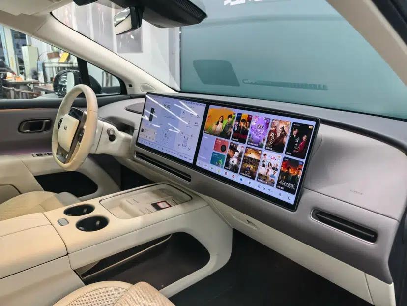 Li Auto i8 2025 Model Standard Version — миниатюра 27