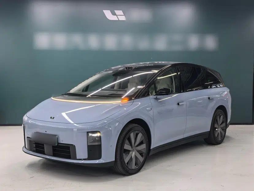 Li Auto i8 2025 Model Standard Version — миниатюра 4