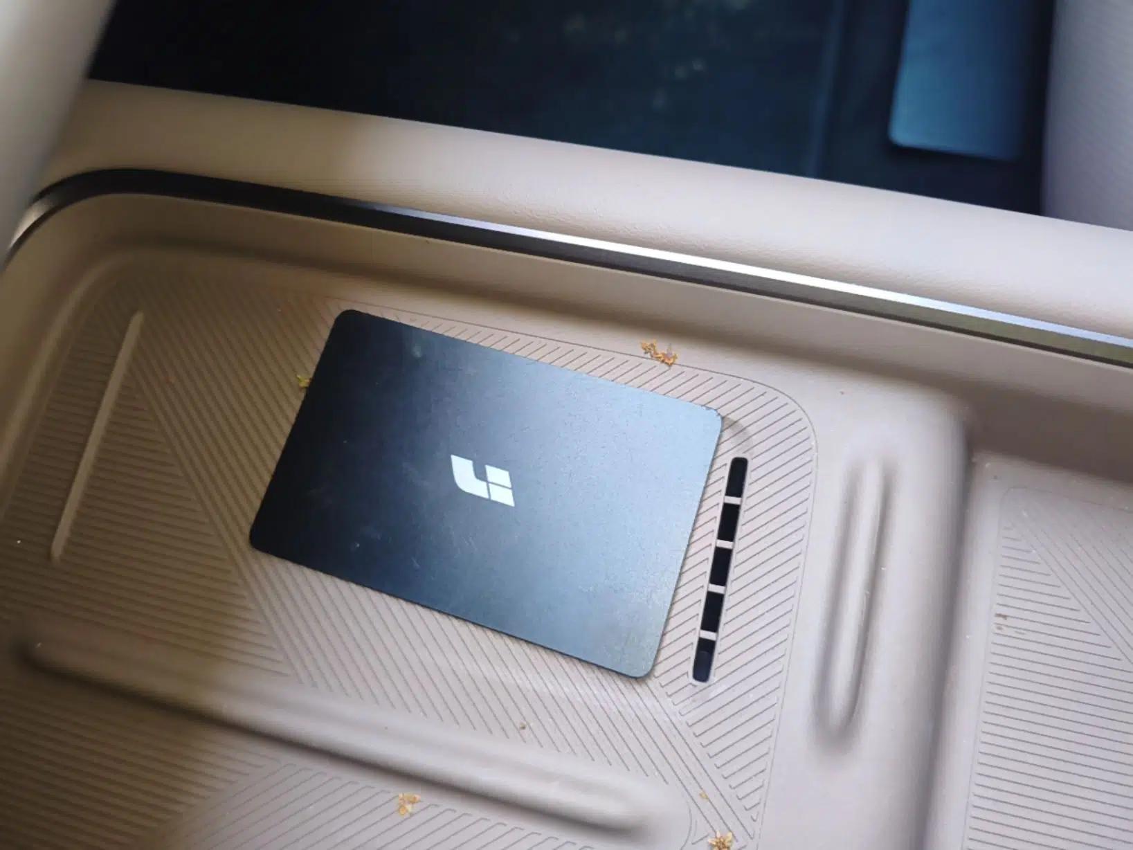 Li Auto i8 2025 Model Standard Version — миниатюра 12