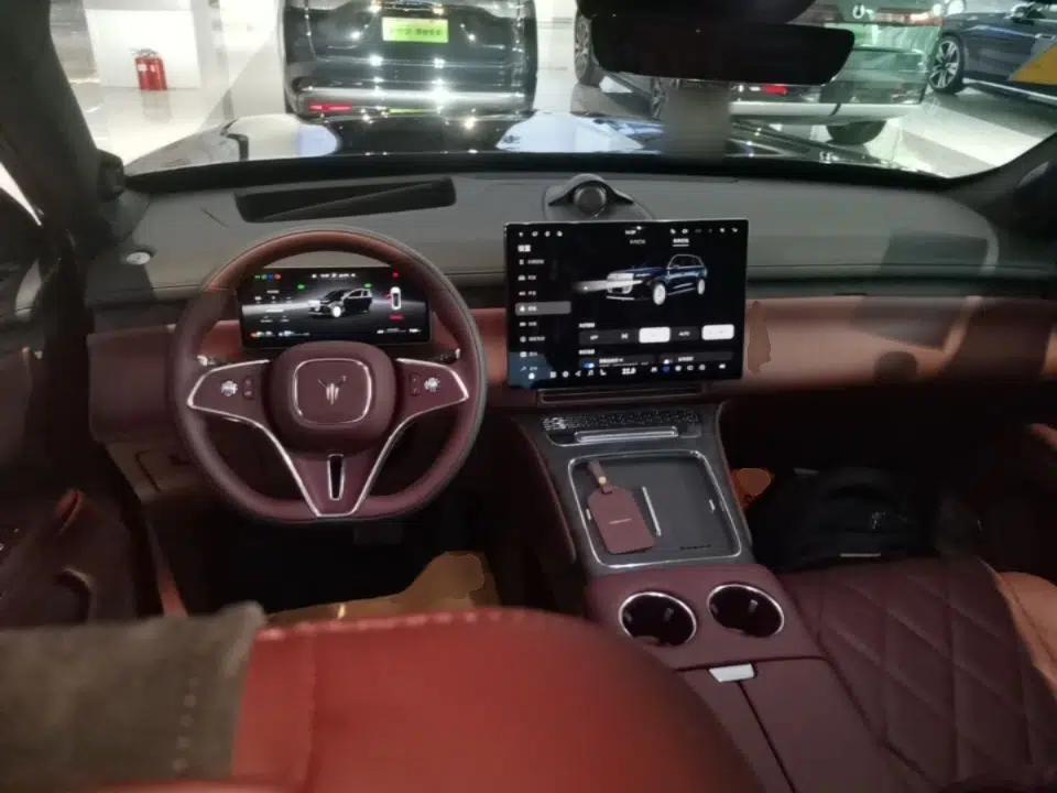 VOYAH Titan 2026 Model Max+ — миниатюра 13